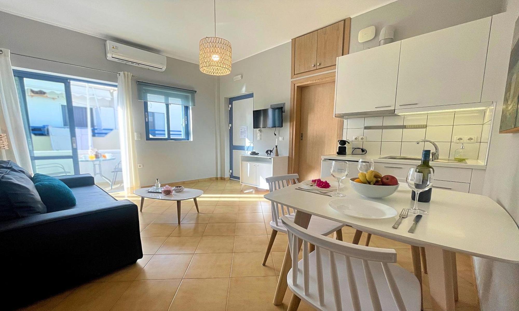 Art Apartment Палеохора Экстерьер фото